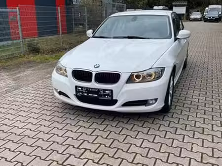 BMW Série 3 318d 2.0 143
