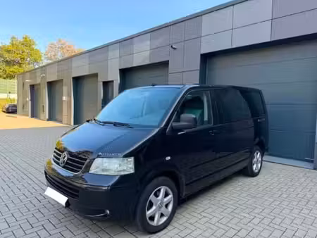 Volkswagen Transporter T5 2.5 TDI 174