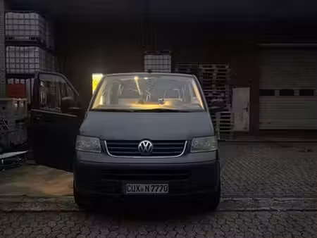 Volkswagen Transporter T5 2.5 TDI 131