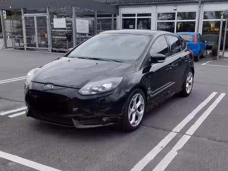 Ford Focus ST 2.0 250