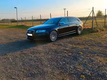 Audi A6 RS6 V10 5.0 TFSI 580 quattro