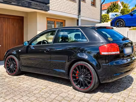 Audi A3 V6 3.2 250 quattro