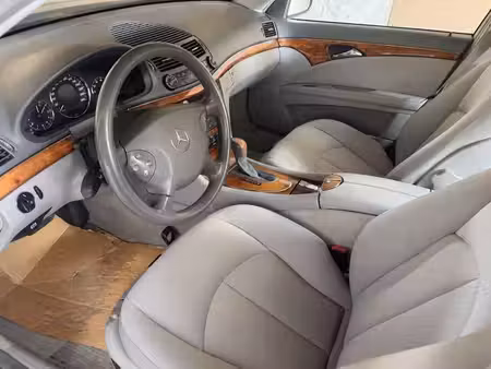Mercedes-Benz Classe E E 220 V6 2.6 177
