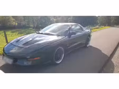 Pontiac Firebird Trans AM V8 5.7 273