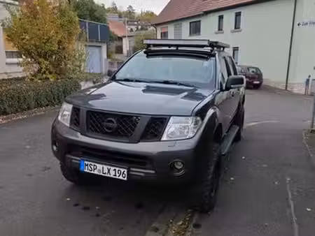 Nissan Navara Double Cab 2.5 dCi 190 Le 4x4