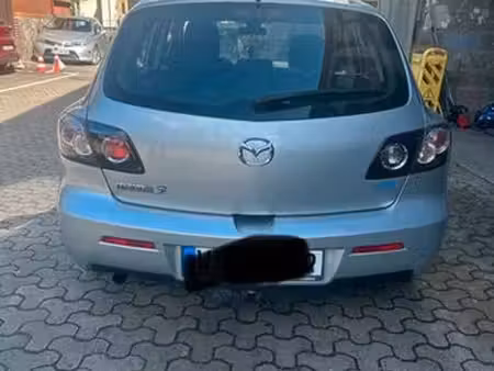 Mazda Mazda3 1.6 105