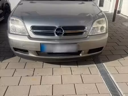 Opel Vectra 2.2 147