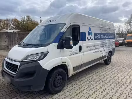 Peugeot Boxer 2.3