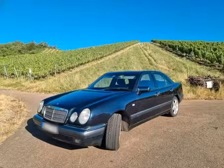 Mercedes-Benz Classe E E 280 V6 2.8 204