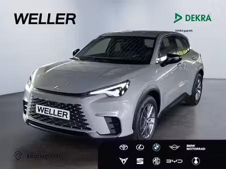 Lexus LBX 1.5 136