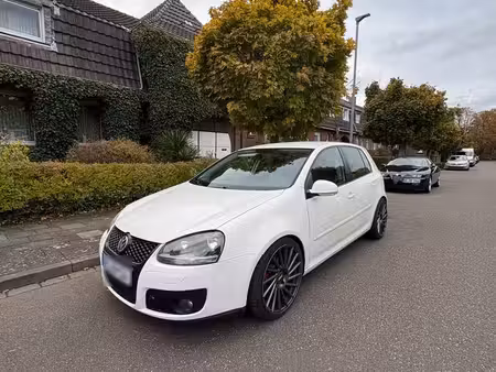 Volkswagen Golf GT 1.4 TSI 140 Sport
