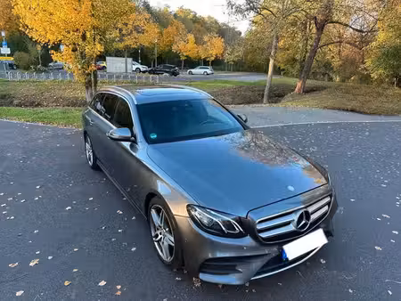 Mercedes-Benz Classe E E 220 AMG Line 4Matic