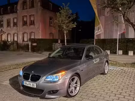 BMW Série 5 530d 3.0 218