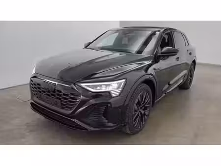 Audi Q8 50 340 S line quattro