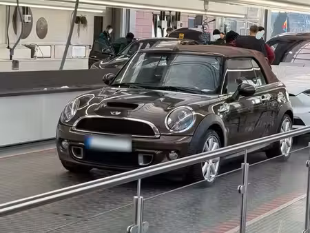 Mini Cabrio Cooper SD 2.0 143