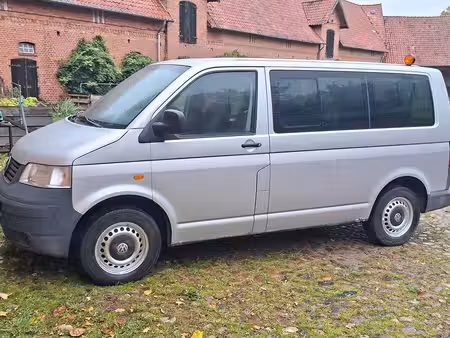 Volkswagen Transporter T5 2.5 TDI 131