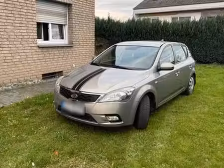 Kia Ceed 1.4 90