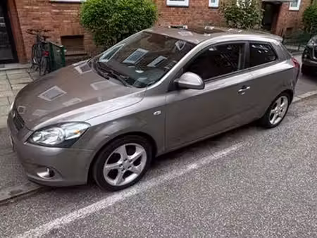 Kia Ceed 2.0 143 Sport