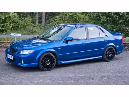 Mazda 323 1.6 98