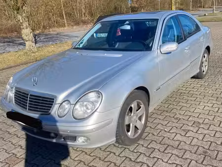 Mercedes-Benz Classe E E 220 2.1 150 Avantgarde