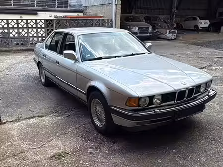 BMW Série 7 730i 3.0 218