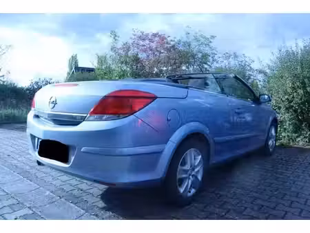 Opel Astra 1.8 140 Edition