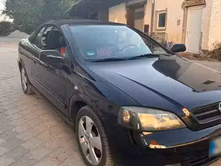 Opel Astra 2.2 125