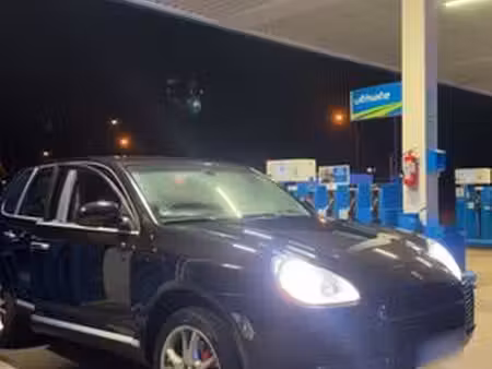 Porsche Cayenne Turbo V8 4.5 450 4x4