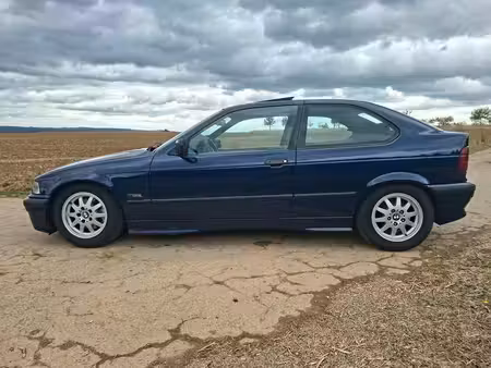 BMW Série 3 361i 1.6 102