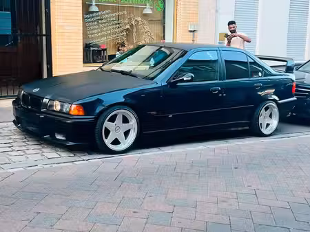 BMW Série 3 316 1.6 102