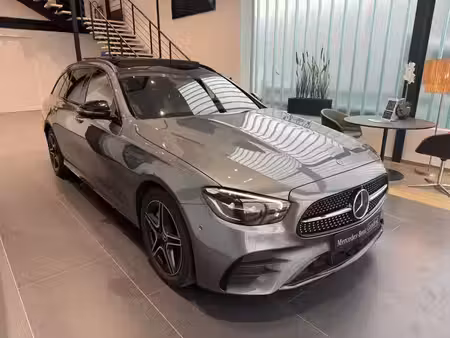 Mercedes-Benz Classe E E 300