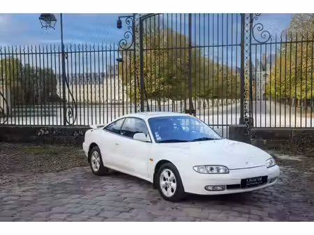 Mazda MX-6 
