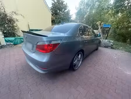 BMW Série 5 520i 2.2 170
