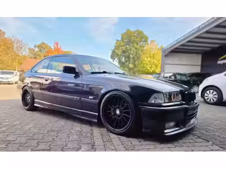BMW Série 3 323i 2.5 170