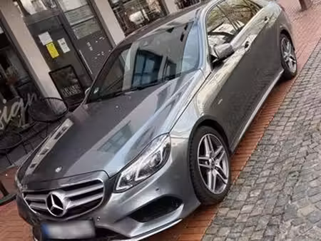 Mercedes-Benz Classe E E 200 2.1 136
