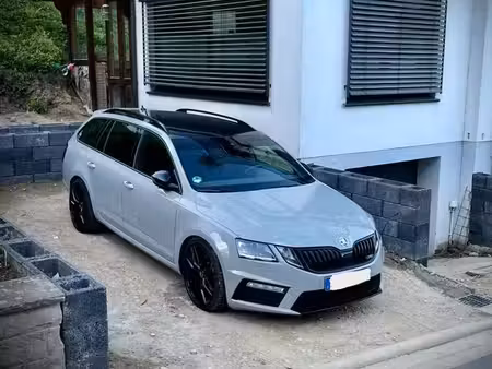 Škoda Octavia RS 2.0 TSI 245