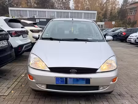 Ford Focus 1.6 100