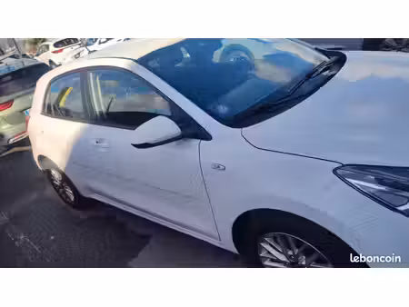 Kia Rio 1.0 T-GDi 100