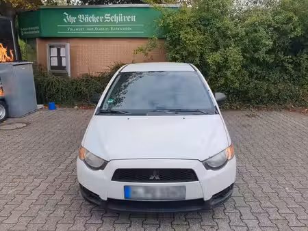 Mitsubishi Colt 1.3 95 Invite