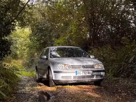 Volkswagen Golf 75