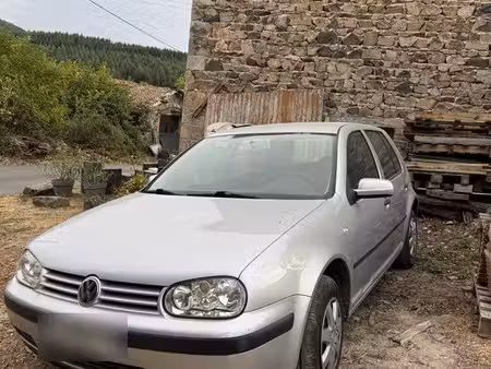 Volkswagen Golf 1.6 TDI 105