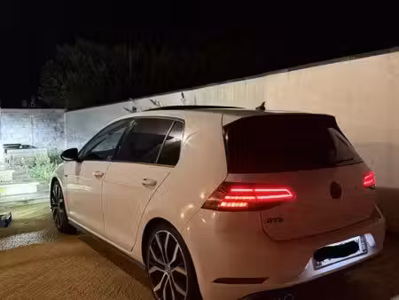 Volkswagen Golf GTD 2.0 TDI 184