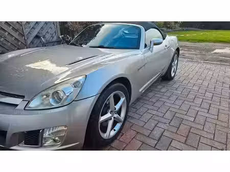 Opel GT 2.0 T 264