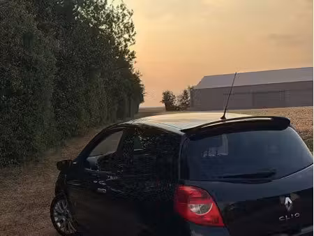 Renault Clio 1.6 110