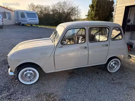 Renault R4 4L