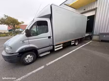 Renault Mascott 2.8