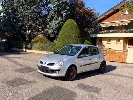 Renault Clio 1.4 98
