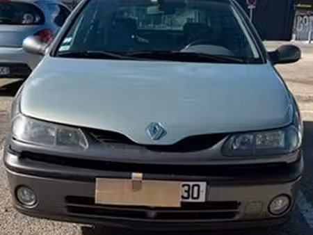 Renault Laguna 