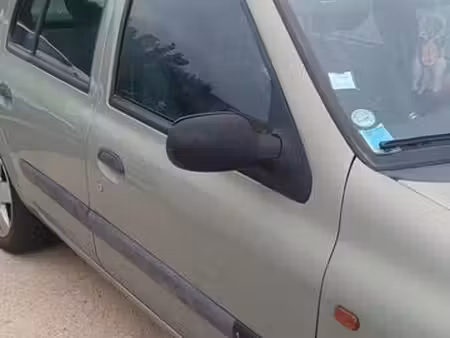 Renault Clio 1.4 98