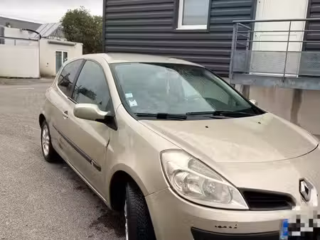 Renault Clio 1.4 98